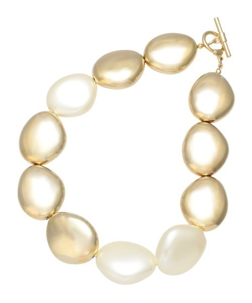 EIMY ISTOIRE(エイミーイストワール)の「エッグパールチョーカー(チョーカー・レディース・ゴールド・FREE)」の4枚目の写真