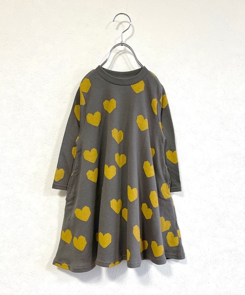 HOGAN RANCH WEAR（ホーガンランチウエア）の「裏毛キャンディーペーパーナガソデワンピース（90～140cm）（ワンピース・キッズ・ライトブルー/ブラック/ベージュ/レッド/オレンジ/チャコール・90/100/110/120/130/140）」の3枚目の写真