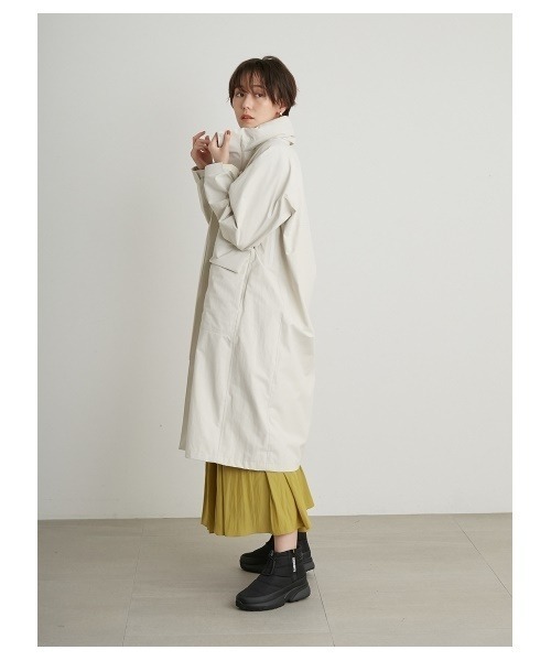 HELLY HANSEN×emmi Falm Rin Coat HELLY HANSEN（ヘリーハンセン）の「【HELLY HANSEN】Falm Rin