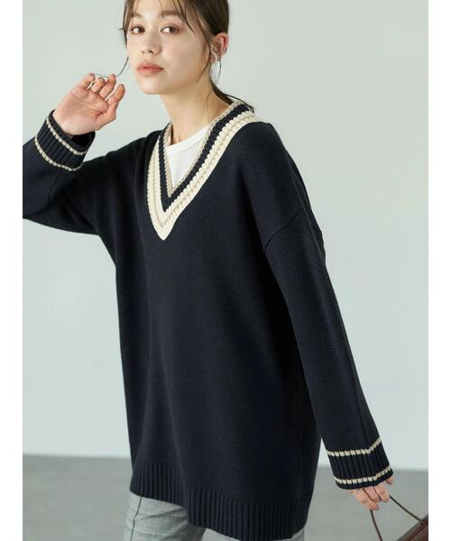 earth music&ecology（アースミュージックアンドエコロジー）の「チルデンVネックニットチュニック＊（ニット/セーター・レディース・ネイビー/アイボリー・FREE）」の4枚目の写真