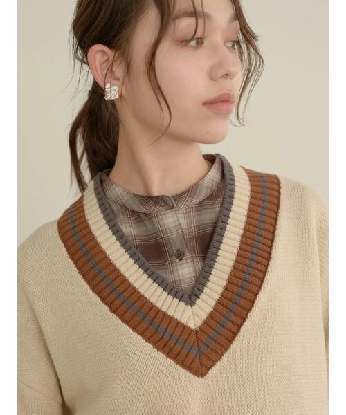 earth music&ecology（アースミュージックアンドエコロジー）の「チルデンVネックニットチュニック＊（ニット/セーター・レディース・ネイビー/アイボリー・FREE）」の11枚目の写真