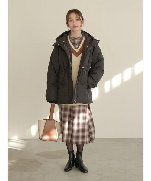 earth music&ecology（アースミュージックアンドエコロジー）の「チルデンVネックニットチュニック＊（ニット/セーター・レディース・ネイビー/アイボリー・FREE）」の16枚目の写真