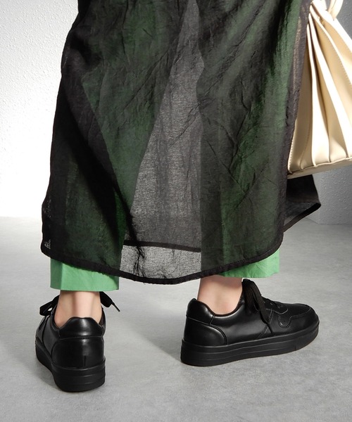 minia(ミニア)の「フェイクレザースニーカー ◇(スニーカー・レディース・ホワイト/ベージュ/ブラック・LL/M/L/S)」の8枚目の写真