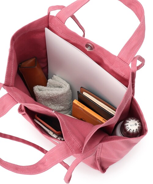 SHOO・LA・RUE（シューラルー）の「◆パイピングアウトポケットトート（トートバッグ・レディース・ライトベージュ/ピンク系/ブルー・00）」の8枚目の写真