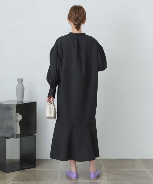 SENSE OF PLACE by URBAN RESEARCH(センスオブプレイスバイアーバンリサーチ)の「ボリュームスリーブマーメイドワンピース(シャツワンピース・レディース・ブラック/オフホワイト・ONE)」の10枚目の写真