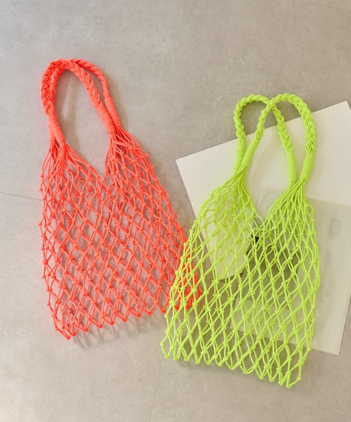 COLONY 2139（コロニートゥーワンスリーナイン）の「マクラメバッグ（ハンドバッグ・レディース・イエロー/ピンク・FREE）」の6枚目の写真