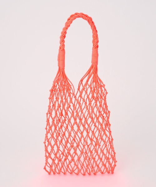 COLONY 2139（コロニートゥーワンスリーナイン）の「マクラメバッグ（ハンドバッグ・レディース・イエロー/ピンク・FREE）」の3枚目の写真