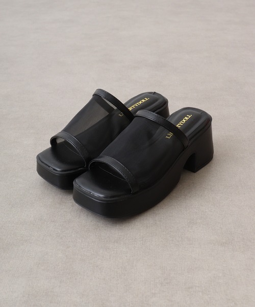 LibertyDoll(リバティードール)の「LibertyDoll パルキーヒール厚底スクエアサンダル(サンダル・レディース・ブラック/アイボリー/グレイッシュベージュ/ホワイト/ダークブラウン/ブラウン系その他/ブラック系その他2/ホワイト系その他/ホワイト系その他2/ブラック系その他/シルバー系その他/ブラック系その他3・LL/L/M/S)」の21枚目の写真