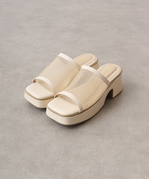 LibertyDoll(リバティードール)の「LibertyDoll パルキーヒール厚底スクエアサンダル(サンダル・レディース・ブラック/アイボリー/グレイッシュベージュ/ホワイト/ダークブラウン/ブラウン系その他/ブラック系その他2/ホワイト系その他/ホワイト系その他2/ブラック系その他/シルバー系その他/ブラック系その他3・LL/L/M/S)」の22枚目の写真