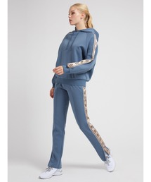 Guess（ゲス）の「Eco Britney Logo Hoodie（ジャージ）」 - WEAR