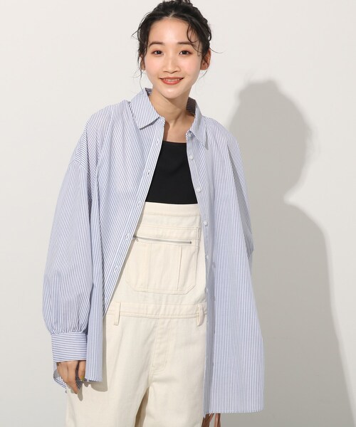 Cutie Blonde(キューティーブロンド)の「◆細ラインのストライプBIGシャツ(シャツ/ブラウス・レディース・グリーン系その他4/ライトグレー系2/ネイビー系2/ピンク系・00)」の5枚目の写真