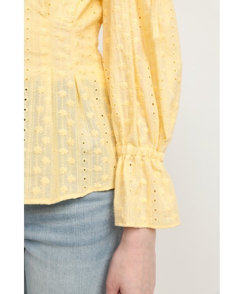 SLY(スライ)の「OPEN SHOULDER LACE STAND TOPS オープンショルダー レース スタンド トップス(シャツ/ブラウス・レディース・ホワイト/イエロー/ブラック・FREE)」の22枚目の写真