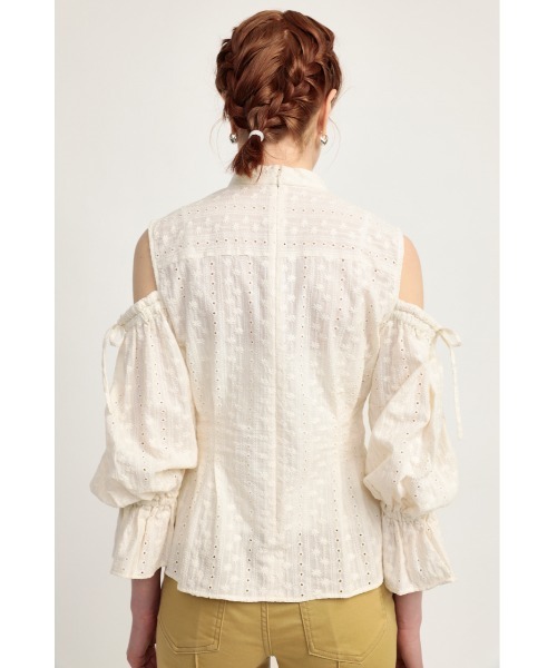 SLY(スライ)の「OPEN SHOULDER LACE STAND TOPS オープンショルダー レース スタンド トップス(シャツ/ブラウス・レディース・ホワイト/イエロー/ブラック・FREE)」の8枚目の写真