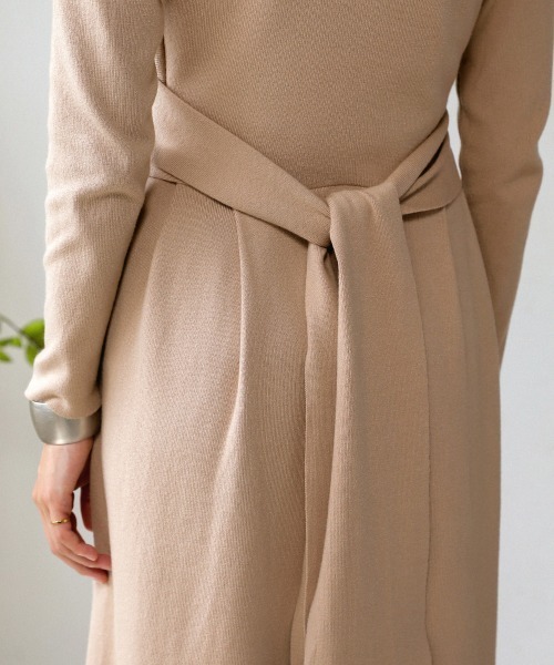 Bou Jeloud（ブージュルード）の「カシュクールニットワンピース（ワンピース・レディース・ブラック/ベージュ・FREE）」の17枚目の写真