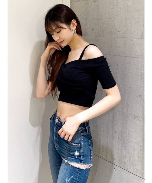 GYDA(ジェイダ)の「ハーフスリーブ2WAYカシュクールデザイントップス(Tシャツ/カットソー・レディース・ダークオリーブ/ブラック/オフホワイト/グリーン・FREE)」の3枚目の写真