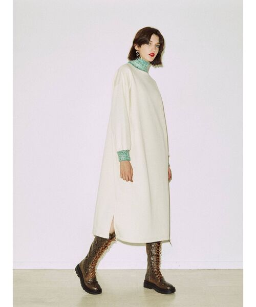 jouetie(ジュエティ)の「リブニットプルオーバーワンピース【WEB限定】(ワンピース・レディース・アイボリー/ブラック/ブルー・MEDIUM)」の16枚目の写真