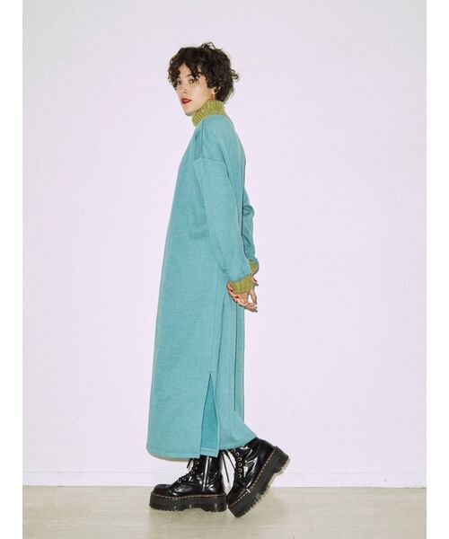 jouetie(ジュエティ)の「リブニットプルオーバーワンピース【WEB限定】(ワンピース・レディース・アイボリー/ブラック/ブルー・MEDIUM)」の21枚目の写真