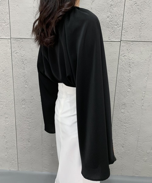 ABITOKYO(アビトーキョー)の「袖スリットギャザーブラウス(シャツ/ブラウス・レディース・モカ/ベージュ/ブラック・M/L)」の5枚目の写真