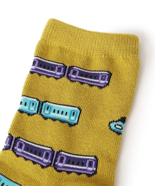 SHOO・LA・RUE（シューラルー）の「◆電車総柄クルー丈ソックス（ソックス/靴下・キッズ・レッド系5/ネイビー系3/イエロー系9・53/56）」の7枚目の写真