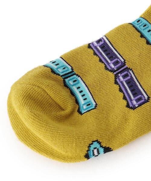 SHOO・LA・RUE（シューラルー）の「◆電車総柄クルー丈ソックス（ソックス/靴下・キッズ・レッド系5/ネイビー系3/イエロー系9・53/56）」の5枚目の写真