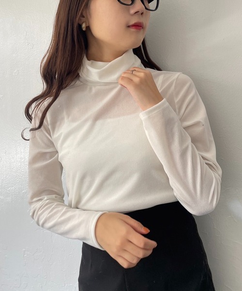 one after another NICE CLAUP（ワンアフターアナザーナイスクラップ）の「ベロアタートルネック（Tシャツ/カットソー・レディース・ベージュ/グレー/オフホワイト/ピンク・FREE）」の6枚目の写真