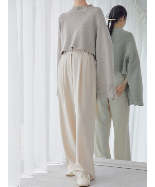 Ayla（アイラ）の「sleeve zip slit knit（ニット/セーター・レディース・ブラック/グレイッシュベージュ・FREE）」の8枚目の写真