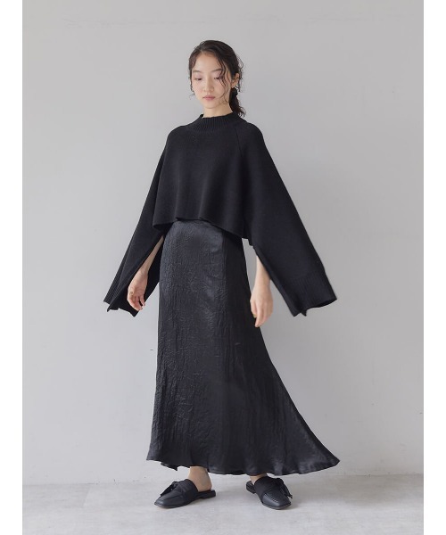 Ayla（アイラ）の「sleeve zip slit knit（ニット/セーター・レディース・ブラック/グレイッシュベージュ・FREE）」の4枚目の写真