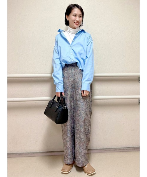 Lugnoncure(ルノンキュール)の「◎リラックスレギュラーカラーシャツ(シャツ/ブラウス・レディース・サックスブルー/オフホワイト/グレー・フリ-)」の7枚目の写真