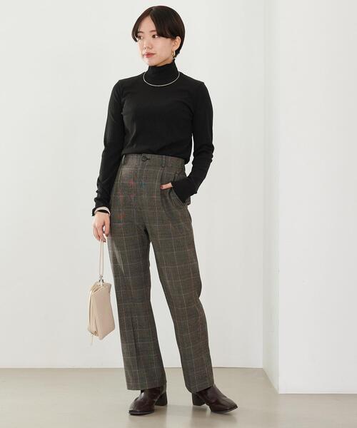 green label relaxing（グリーンレーベルリラクシング）の「【WEB限定】［ SHORT /H148-155㎝］ハイネック リブ プルオーバー カットソー（Tシャツ/カットソー・レディース・ブラック/ホワイト・SHORT）」の7枚目の写真