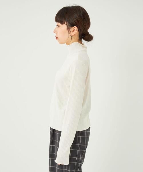 green label relaxing（グリーンレーベルリラクシング）の「【WEB限定】［ SHORT /H148-155㎝］ハイネック リブ プルオーバー カットソー（Tシャツ/カットソー・レディース・ブラック/ホワイト・SHORT）」の15枚目の写真