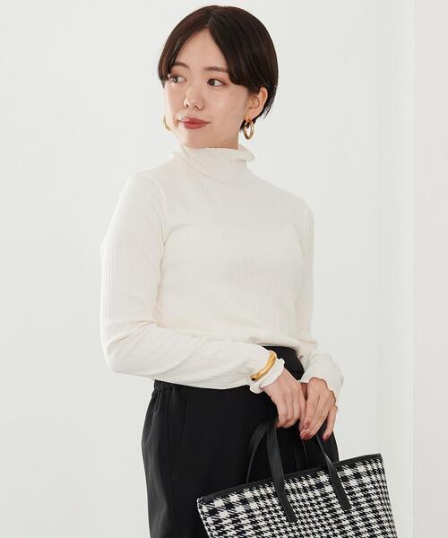 green label relaxing（グリーンレーベルリラクシング）の「【WEB限定】［ SHORT /H148-155㎝］ハイネック リブ プルオーバー カットソー（Tシャツ/カットソー・レディース・ブラック/ホワイト・SHORT）」の2枚目の写真