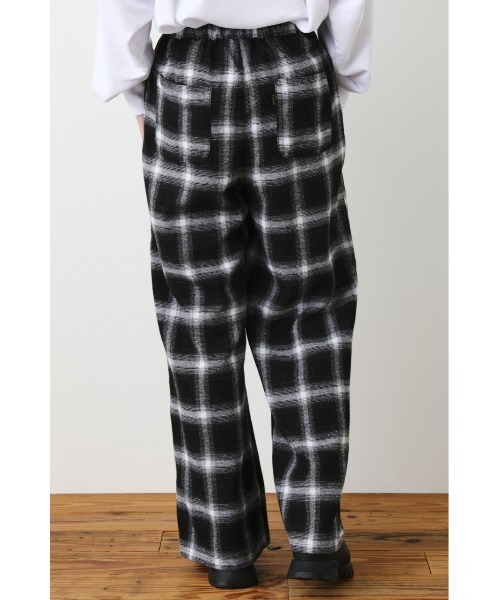 RODEO CROWNS WIDE BOWL（ロデオクラウンズワイドボウル）の「オンブレーチェックイージーパンツ（その他パンツ・レディース・ブラック系その他/ブルー系その他3/グリーン系その他・FREE）」の18枚目の写真