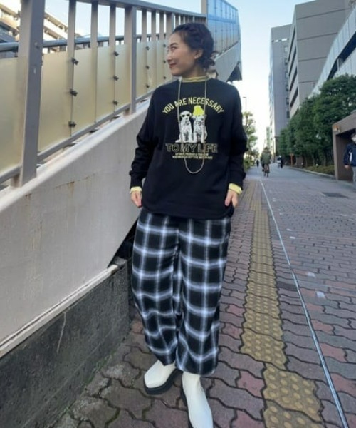 RODEO CROWNS WIDE BOWL（ロデオクラウンズワイドボウル）の「オンブレーチェックイージーパンツ（その他パンツ・レディース・ブラック系その他/ブルー系その他3/グリーン系その他・FREE）」の9枚目の写真