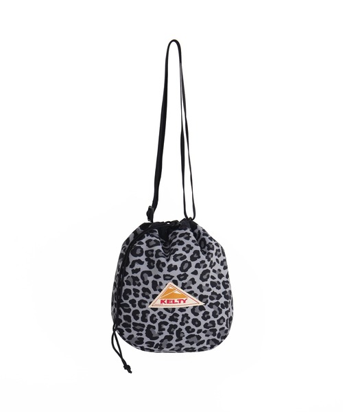 KELTY（ケルティ）の「【KELTY/ケルティ】デザインプリント 巾着　キンチャクショルダー/DP KINCHAKU SHOULDER（ショルダーバッグ・レディース・レオパード/ブラック/グレー/ベージュ/ブルー・FREE）」の3枚目の写真