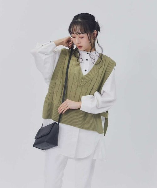 BACK NUMBER(バックナンバー)の「【BACK NUMBER】ケーブルVネックベスト(ベスト・レディース・ネイビー/オフホワイト/カーキブラウン・L/M)」の2枚目の写真