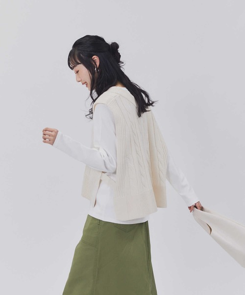 BACK NUMBER(バックナンバー)の「【BACK NUMBER】ケーブルVネックベスト(ベスト・レディース・ネイビー/オフホワイト/カーキブラウン・L/M)」の8枚目の写真