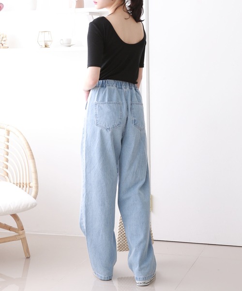 Isn't She?（イズントシー）の「バックオープンショートスリーブトップス（Tシャツ/カットソー・レディース・ブラウン/ブラック/ホワイト・FREE）」の4枚目の写真