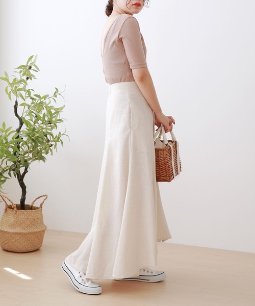 Isn't She?（イズントシー）の「バックオープンショートスリーブトップス（Tシャツ/カットソー・レディース・ブラウン/ブラック/ホワイト・FREE）」の7枚目の写真