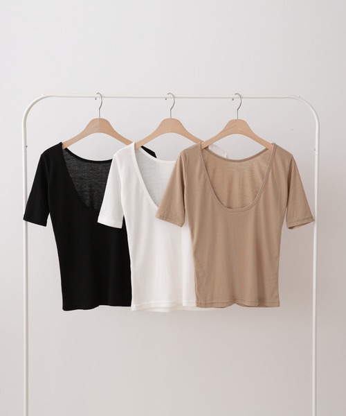 Isn't She?（イズントシー）の「バックオープンショートスリーブトップス（Tシャツ/カットソー・レディース・ブラウン/ブラック/ホワイト・FREE）」の8枚目の写真