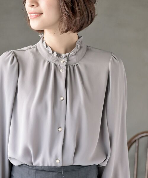 rps（アールピーエス）の「ボリューム袖フリルネックブラウス（シャツ/ブラウス・レディース・ラベンダー/ネイビー/オフホワイト/ライトグレー/ブラック/ボルドー・フリー）」の9枚目の写真