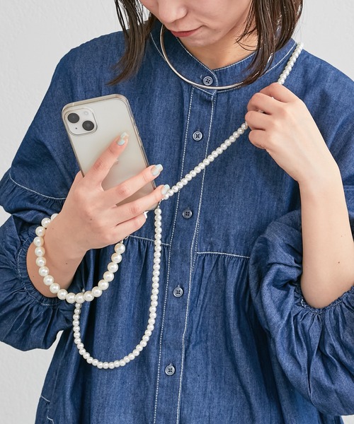 CIAOPANIC TYPY(チャオパニックティピー)の「【WEB限定】【2WAY】パールスマホショルダー(スマホグッズ・レディース・ホワイト・ONE SIZE)」の2枚目の写真