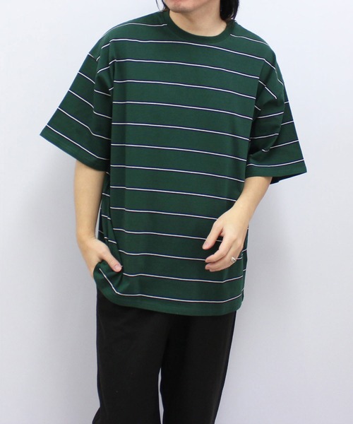 SHISKY（シスキー）の「ボーダーBIGシルエット 半袖T（Tシャツ/カットソー・メンズ・サックスブルー/ホワイト×グリーン/ホワイト×ブラック/グレー系その他/ネイビー系/ダークグリーン/オフホワイト/ホワイト×ネイビー/チャコール/グレー系その他2/ネイビー/ベージュ・M/L/XL）」の21枚目の写真