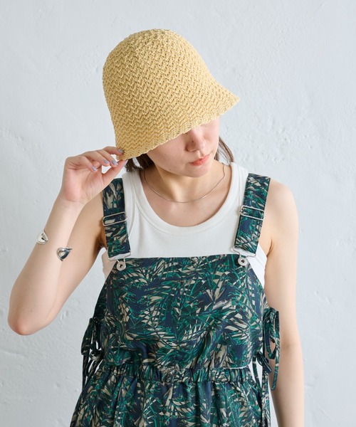 COLONY 2139(コロニートゥーワンスリーナイン)の「雑材バケットハット(ハット・レディース・ブラック/ベージュ・FREE)」の1枚目の写真