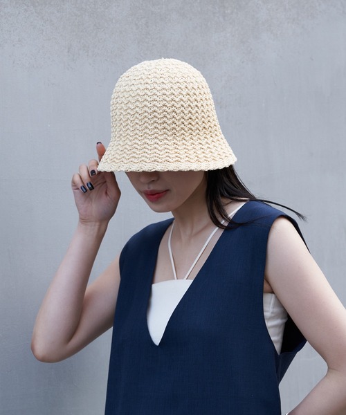 COLONY 2139(コロニートゥーワンスリーナイン)の「雑材バケットハット(ハット・レディース・ブラック/ベージュ・FREE)」の7枚目の写真