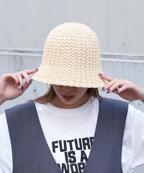 COLONY 2139(コロニートゥーワンスリーナイン)の「雑材バケットハット(ハット・レディース・ブラック/ベージュ・FREE)」の18枚目の写真