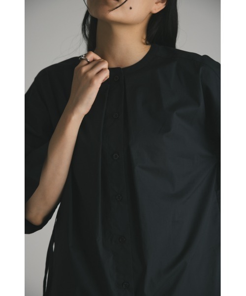 STYLEMIXER（スタイルミキサー）の「フロントタックノーカラーシャツ