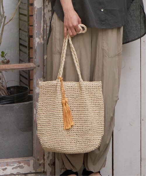 LBC（エルビーシー）の「タッセルペーパートート（かごバッグ・レディース・グレー/ベージュ/グリーン系その他/ブルー・FREE）」の14枚目の写真