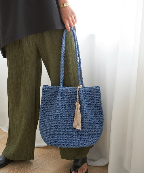 LBC（エルビーシー）の「タッセルペーパートート（かごバッグ・レディース・グレー/ベージュ/グリーン系その他/ブルー・FREE）」の13枚目の写真