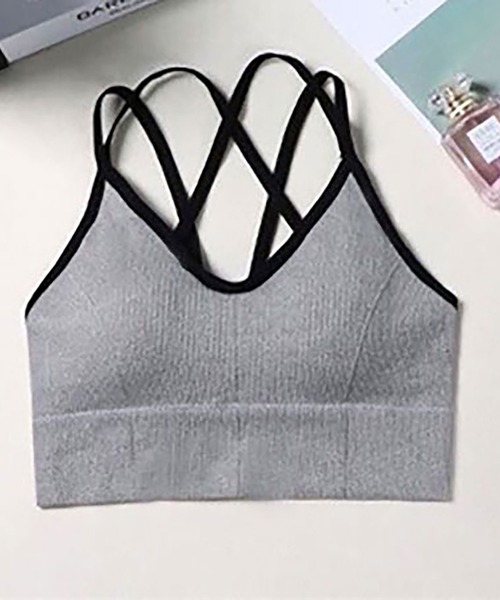 NinaetLina（ニナエリナ）の「カップ入りVネックレースアップキャミソール（キャミソール・レディース・ブラック/グレー/イエロー/モカ/ネイビー/ホワイト/グリーン・FREE）」の3枚目の写真