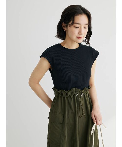 ELENCARE DUE（エレンカーレデュエ）の「・ELENCARE　DUE　リブキリカエワンピ（ワンピース・レディース・グレイッシュベージュ/チャコールグレー/ブラック・FREE）」の5枚目の写真